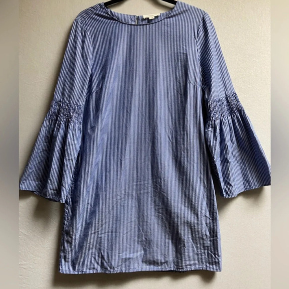 BeachLunchLounge Anthropologie  Cotton Blue/White Striped Bell Sleeve Dress Sz M - Picture 1 of 9